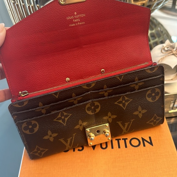 Louis Vuitton Monogram Canvas Pallas Wallet with COA - Picture 9 of 15